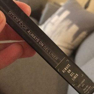 SMASHBOX Always On Gel Liner